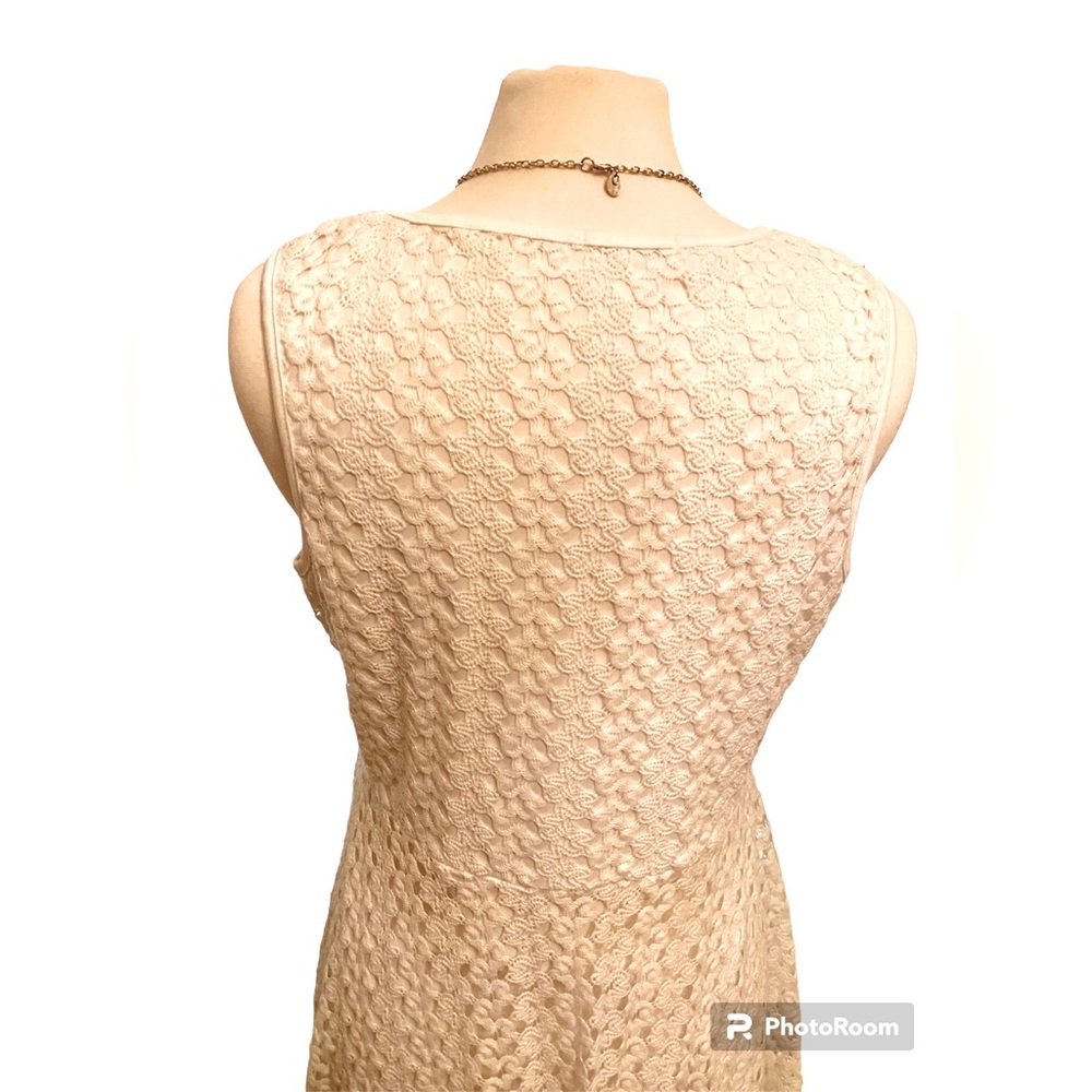 Juniors’ Maurice’s size 1 cream colored crochet dress - Picture 3 of 6